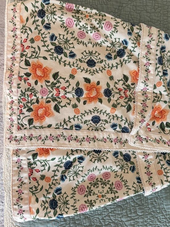 FARM Rio Dresses & Skirts - FARM Rio Off-White Folk Floral Mini Skirt | Size 30 \  US Large | NWT